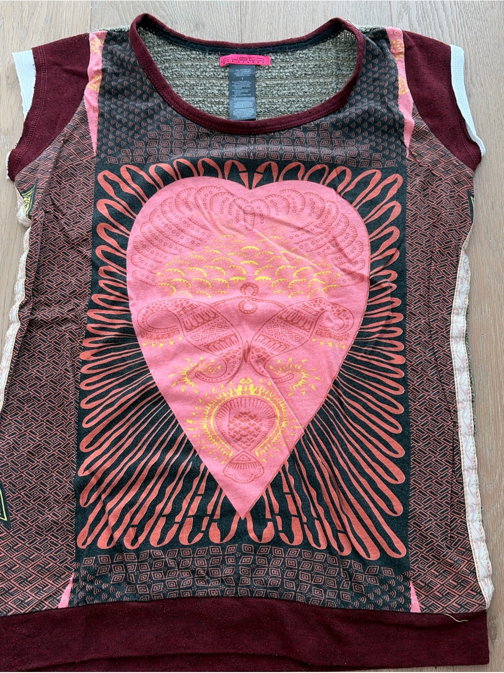 Custo Barcelona Multicolor Graphic Short-Sleeve Tee with Pink Heart Motif